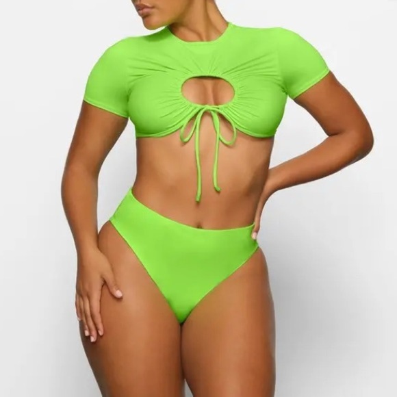 SKIMS Other - NWT SKIMS Neon Green Swim Ruched T Shirt Top Only (M)